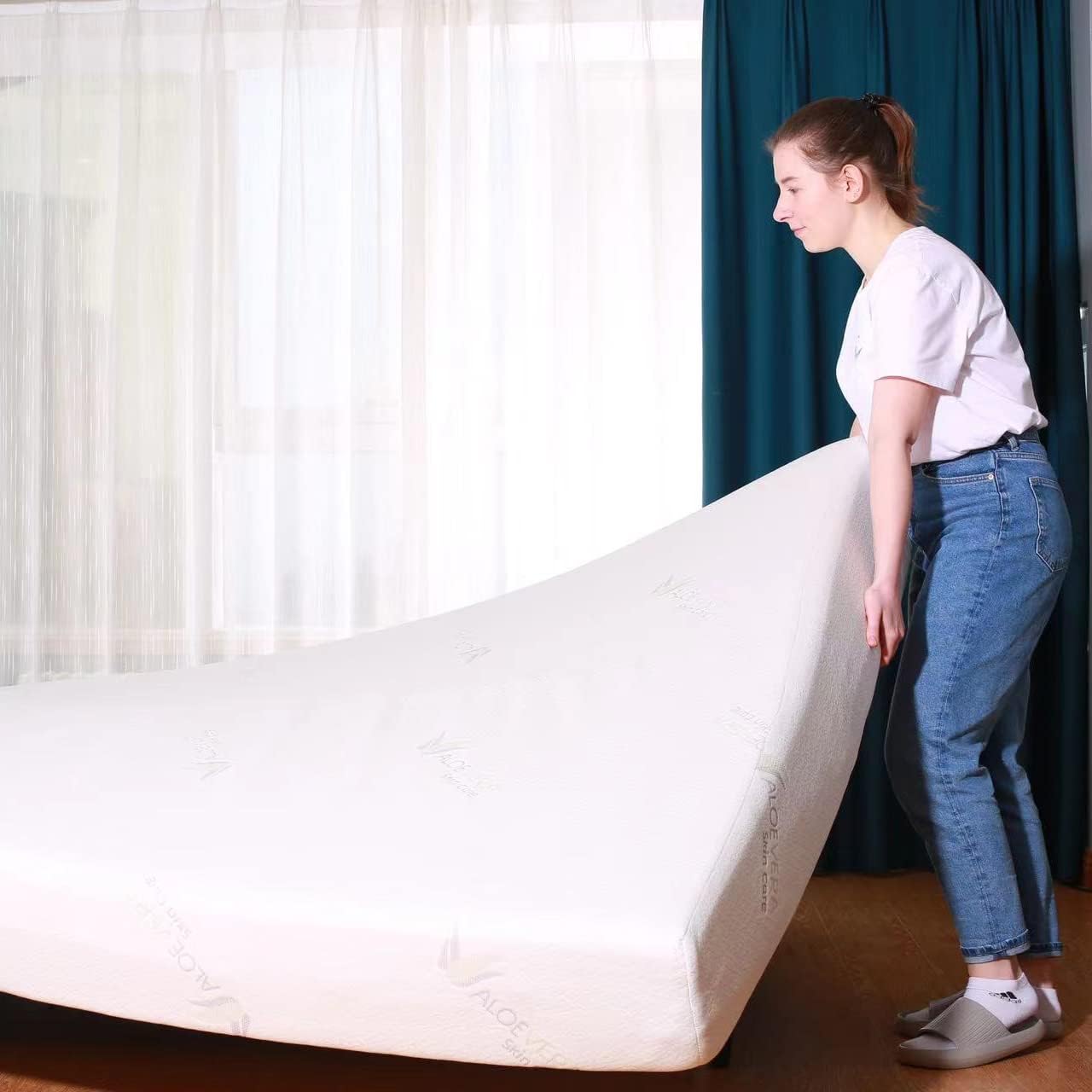 8-Inch Aloe-Infused Memory Foam Mattress ｜Roll-Compressed｜3-Layer Extra Firm Comfort and Support｜Refreshing Sleep for Master/Guest Bedroom｜White｜Twin Size