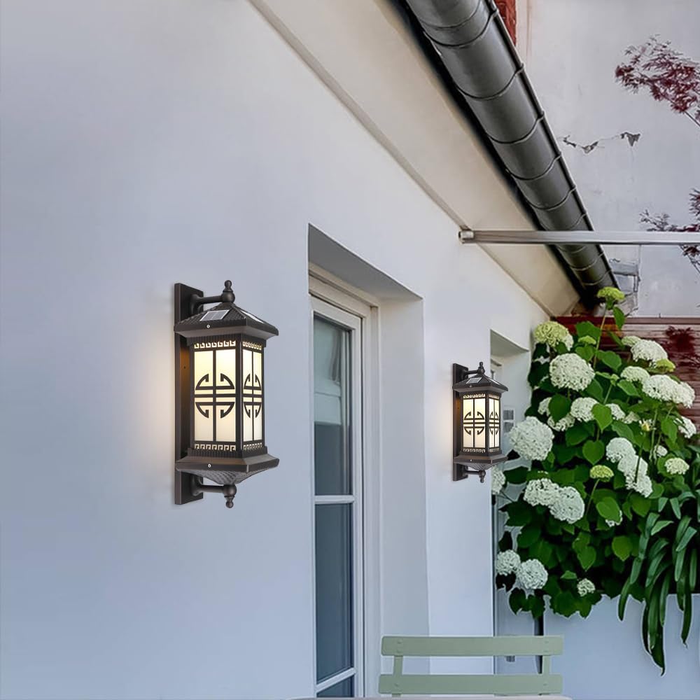 Outdoor Solar Wall Light Vintage Lantern Wall Sconce Cordless Solar Powered Wall Mounted Lamp Exterior Porch Lights Patio Fence Outside Sconces Wall Lighting Fixture