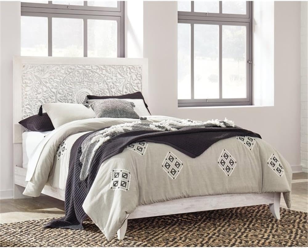BOWERY HILL Coastal Engineered Wood Queen Panel Headboard, 58' H x 63' W x 3' D, Whitewash Finish, Carved Medallion Design, Durable Bedroom Furniture for Queen Beds