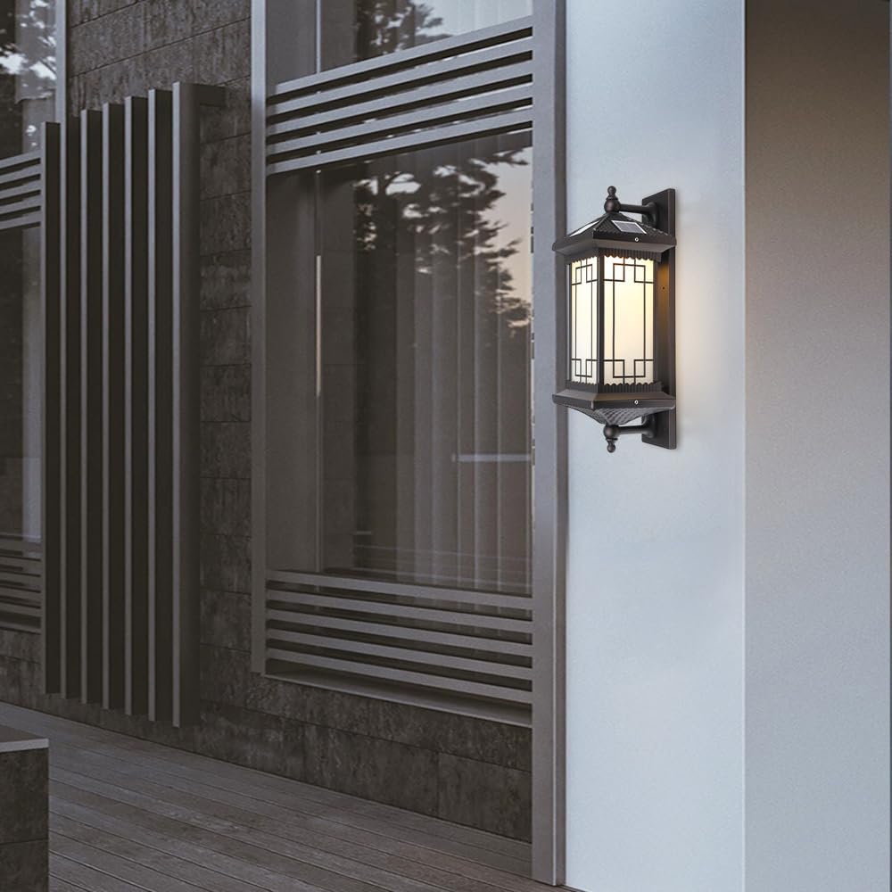 Outdoor Solar Wall Light Vintage Lantern Wall Sconce Cordless Solar Powered Wall Mounted Lamp Exterior Porch Lights Patio Fence Outside Sconces Wall Lighting Fixture