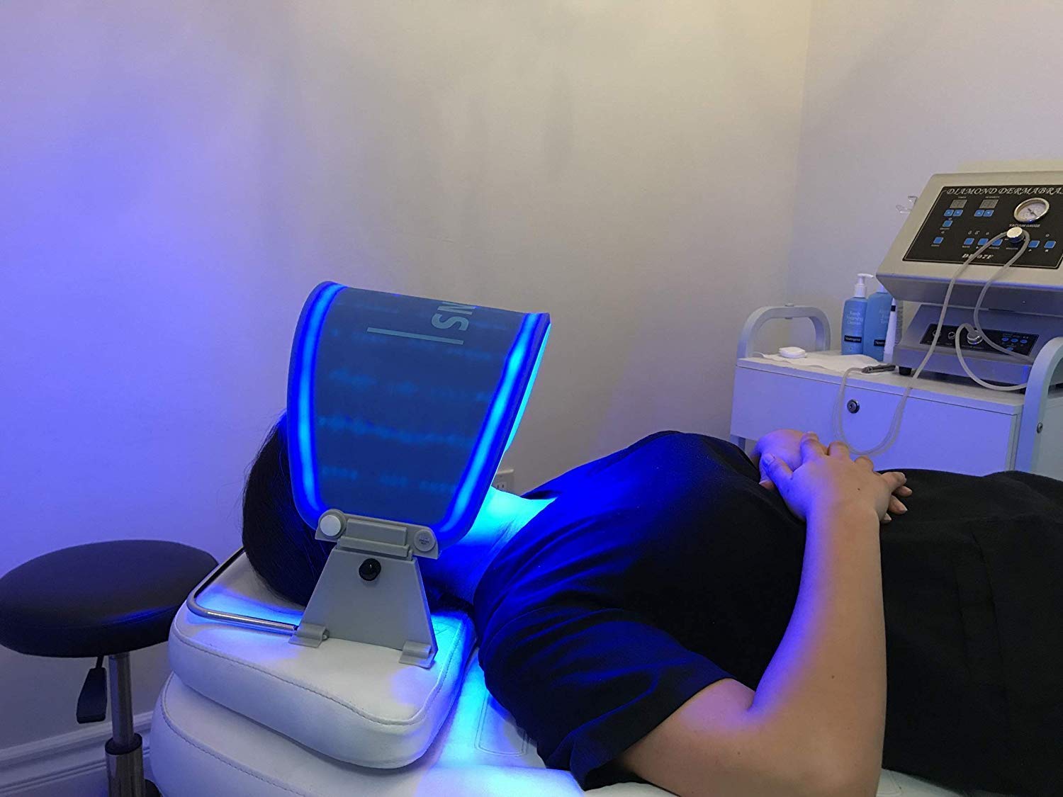 Hydraskincare LED Light Therapy Mask Photon Machine, Model FM-02