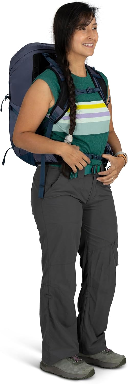 Osprey Tempest 26L Women's Lightweight Hiking Backpack - Daypack for Travel & Camping, Black/Coal Grey