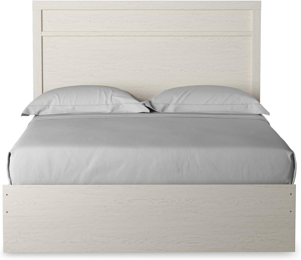 Signature Design by Ashley Stelsie Vintage Queen Panel Bed with Metal Slats, Foundation or Box Spring Needed, White