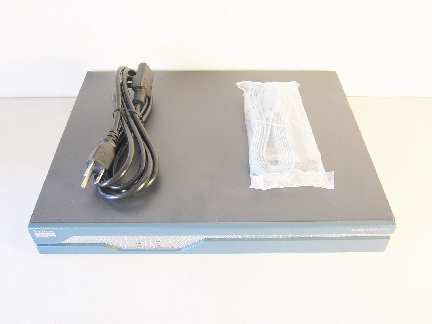 Cisco CISCO1841-T1-V2 1841 Bundle with HWIC-1DSU-T1, Ip (Renewed)