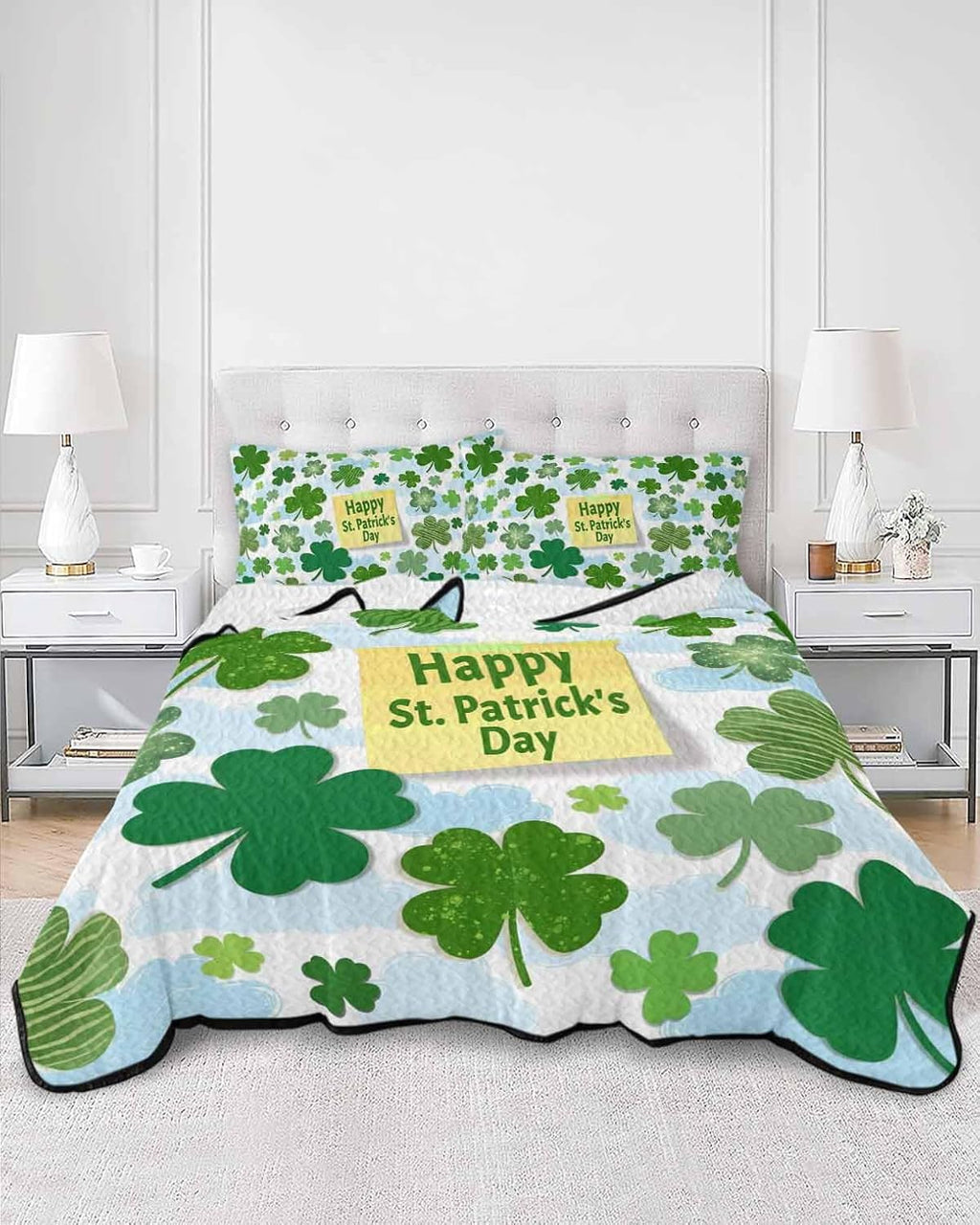 Quilt King Size Bedding Set, St. Patrick's Day Lightweight Summer Quilt 3 Pieces Bedding Sets, Spring Lucky Green Shamrock Cloud Blue Reversible Soft Bedspreads Coverlets with 2 Pillow Shams