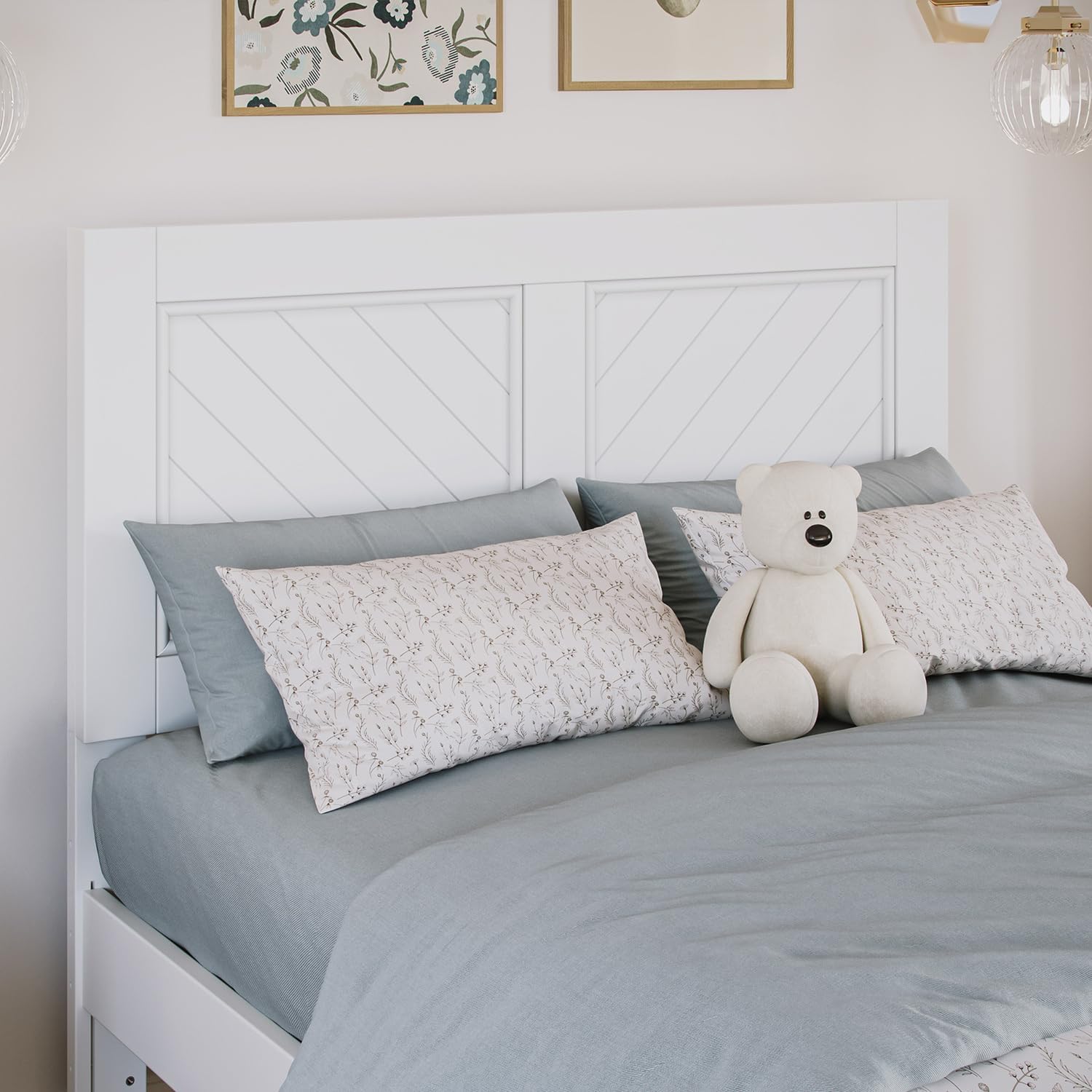 Maykoosh Twin Platform Bed with Matching Footboard & Twin Trundle in White
