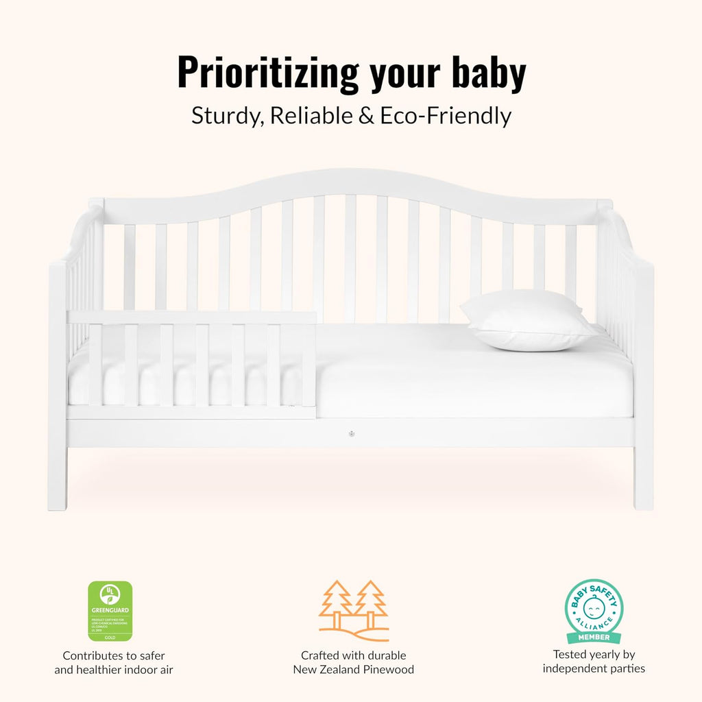 Dream On Me Austin Toddler Day Bed with Rails in White, Low to Floor Toddler Day Bed, Greenguard Gold & Baby Safety Alliance Certified, Non-Toxic Finishes, Side Safety Guard Rail