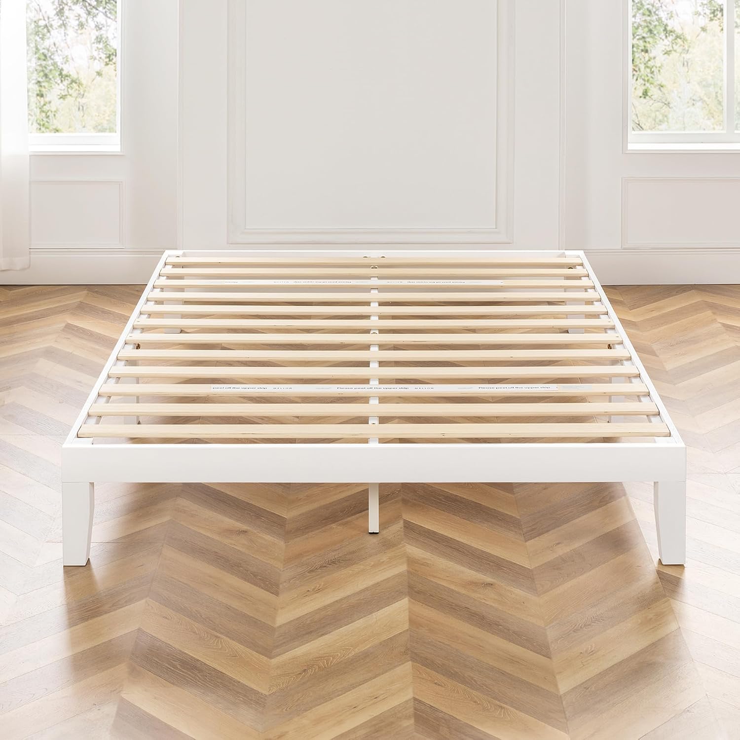 Mellow Naturalista Classic 12 Inch Solid Wood Platform Bed with Wooden Slats, Queen, White