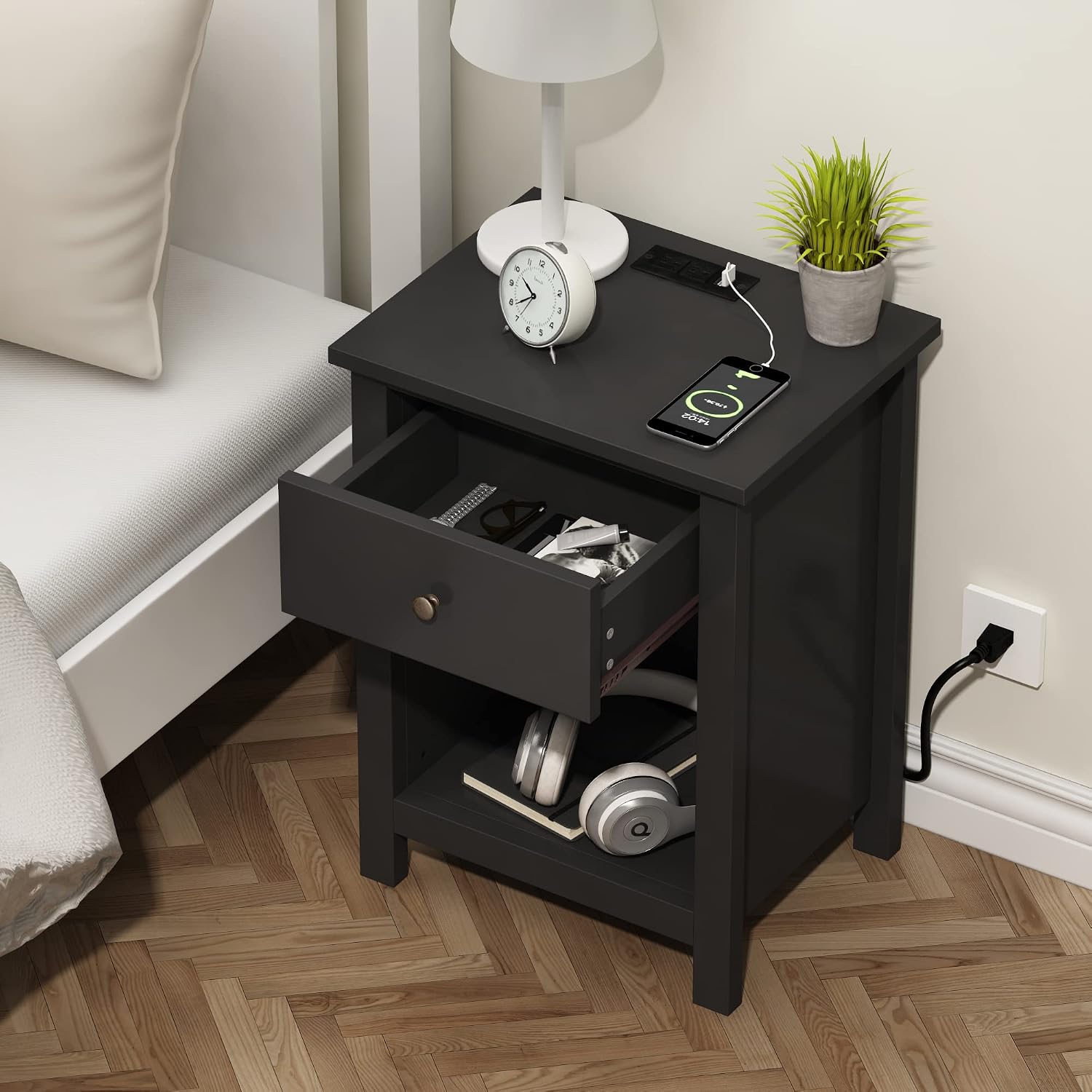 ChooChoo Black Nightstand Set of 2,Night Stand with Charging Station, Wooden Top Bedside End Table with Drawer and Storage Space for Bedroom