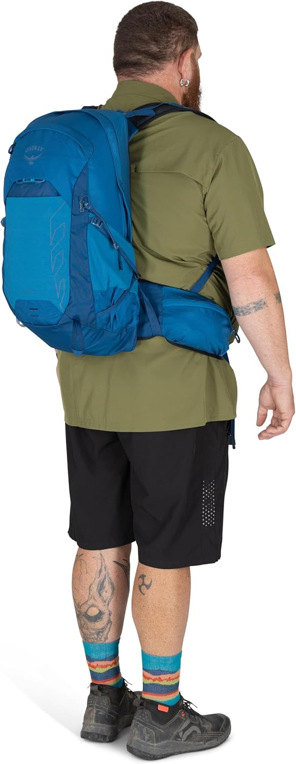 Osprey Talon 22L Men's Lightweight Hiking Backpack - Small Daypack for Travel & Camping, Black/Coal Grey, Extended Fit