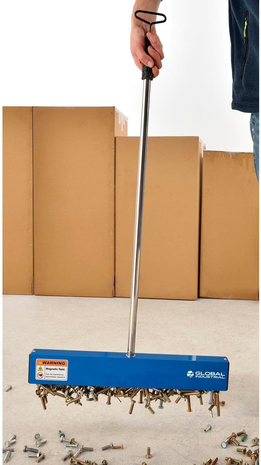 Global Industrial Magnetic Nail Sweeper With Load Release Handle, 20' Cleaning Width, 30 LBs Lifting Power, Easy-to-Use Medium-Duty Magnetic Sweeper, 36-7/8'H