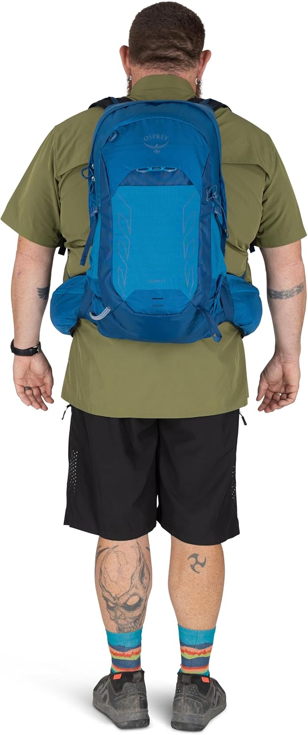 Osprey Talon 22L Men's Lightweight Hiking Backpack - Small Daypack for Travel & Camping, Black/Coal Grey, Extended Fit