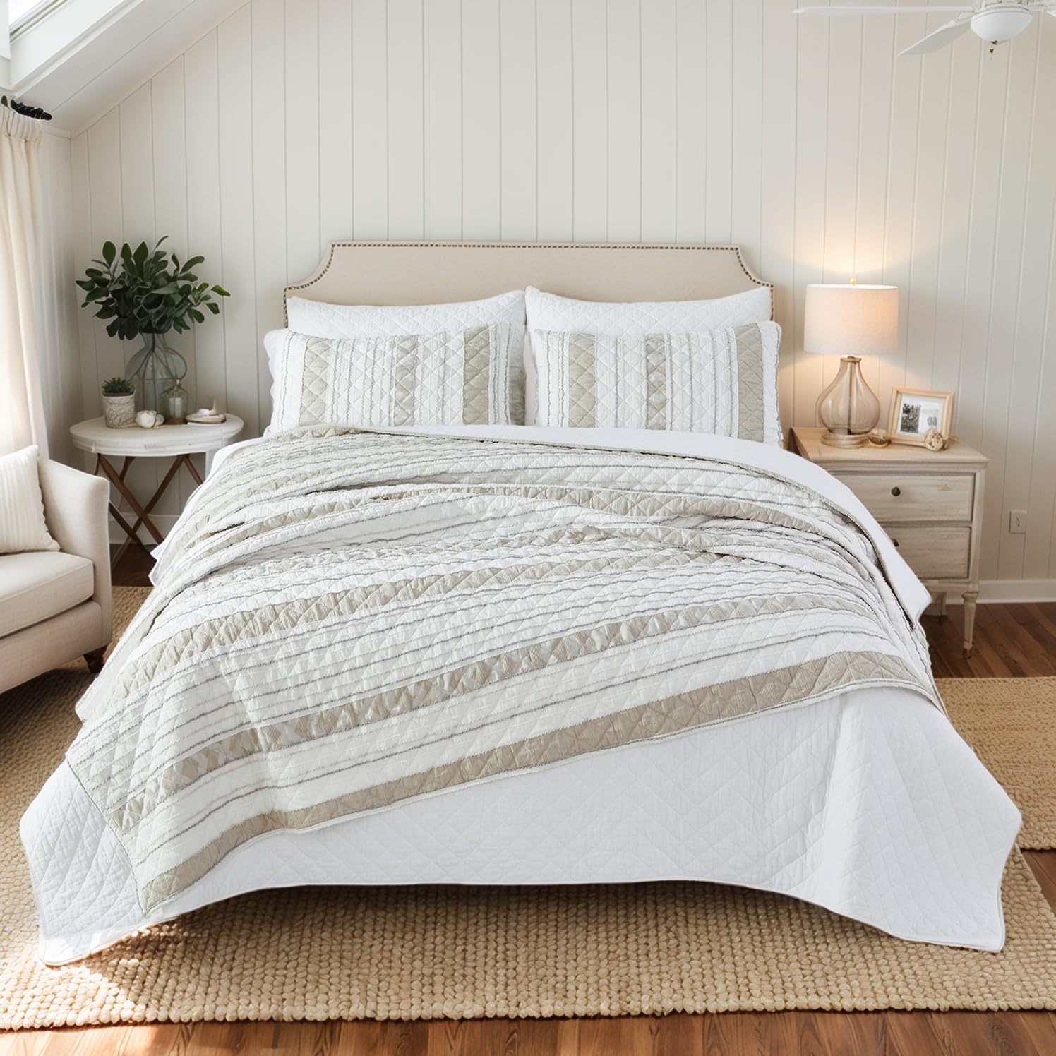 Brandream Queen Size Quilt Set Cotton Blend Farmhouse Patchwork Quilts White Beige Striped Quilts Waffle Quilted Comforter Set 3-Piece