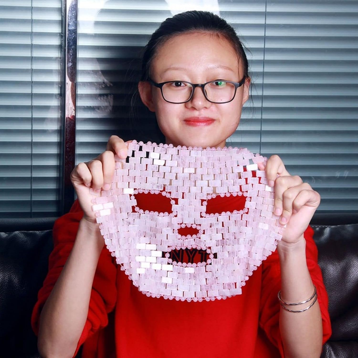 Rose Quartz Mask Cold Therapy Face Mask Reusable Jade Ice Sleeping Mask Beauty Skincare Massage Tool for Depuffing Anti-Aging Dark Circles (Color : Shiraishi)