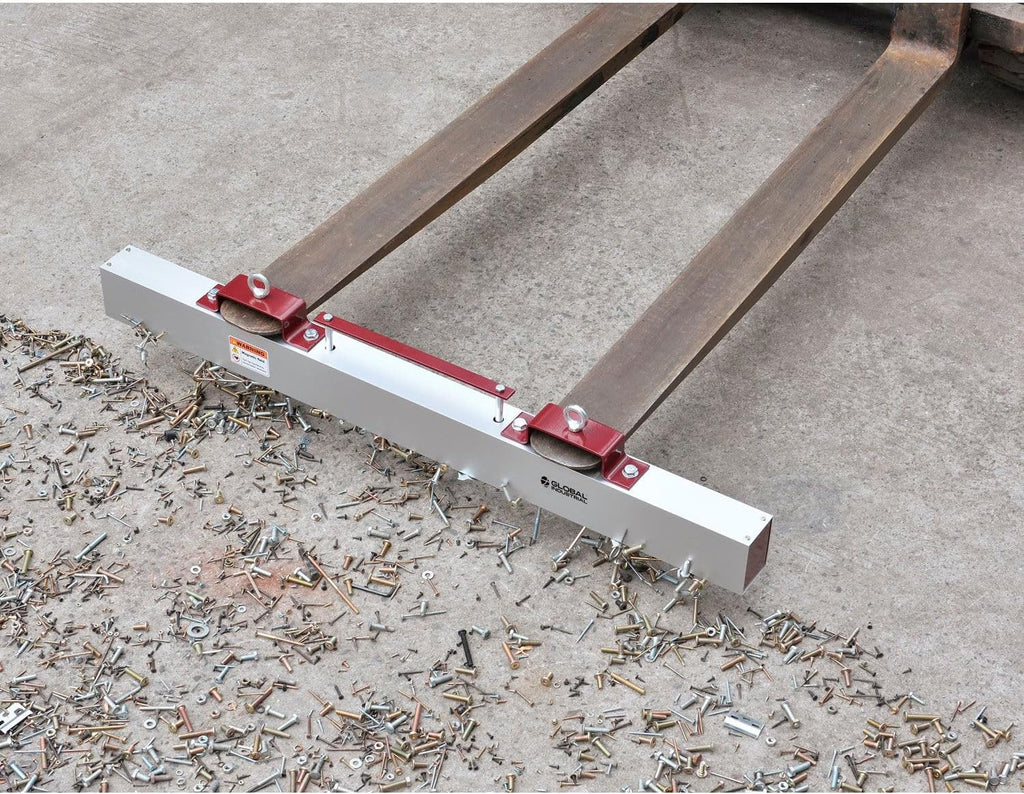 Global Industrial 48'W Hang-Type Magnetic Sweeper With Forklift Hanger