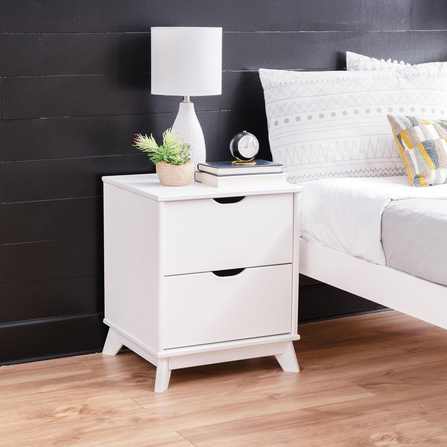 Powell Fordham White Solid Pine Wood Twin Sized Platform Bed with Set of 2 Two Drawer Nightstands