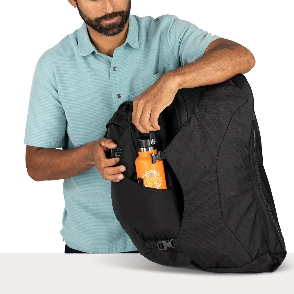 Osprey Farpoint 55L Men's Travel Backpack - Carry On Bag with Personal Item Sized Detachable Daypack, Sawdust