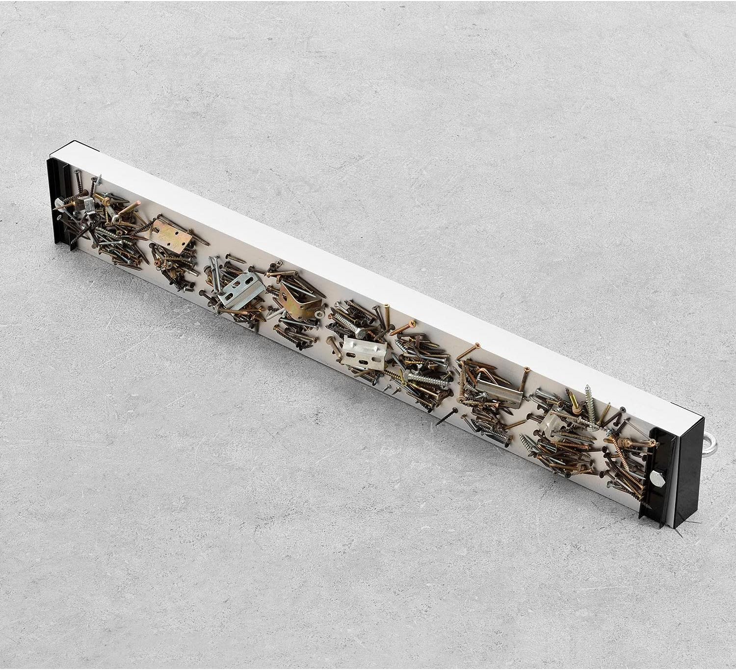 Global Industrial 36'W Heavy Duty Hang-Type Magnetic Sweeper