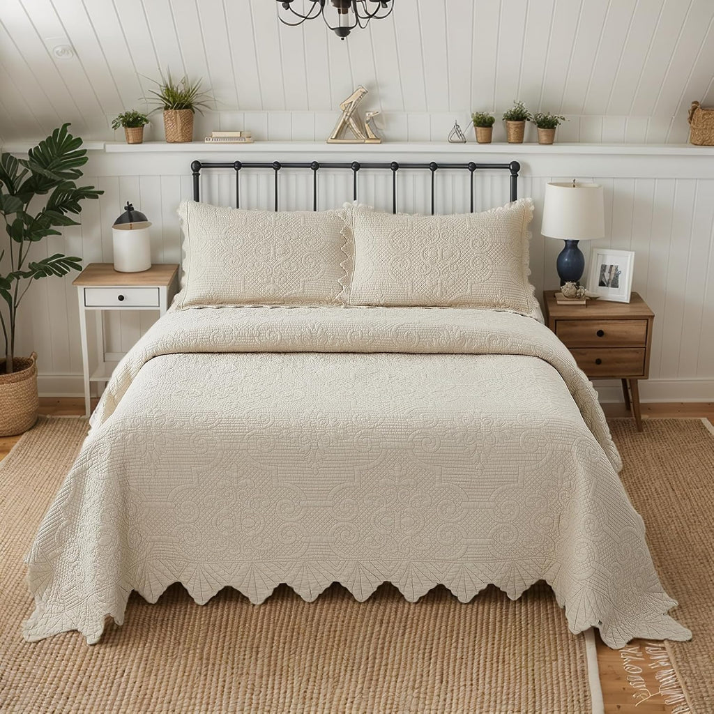 Brandream Heirloom Victorian Matelasse Quilt Set – 100% Pure High-Density Cotton with Intricate Embossed Medallions & Artisan Scalloped Edges (Vintage Beige, 3-Piece Queen)