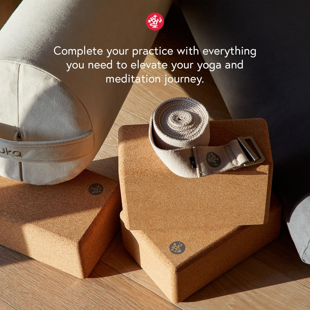 Manduka PRO Yoga Mat - 6mm | Lifetime Durability | Hygienic Construction | Premium Studio Quality | Teacher Approved