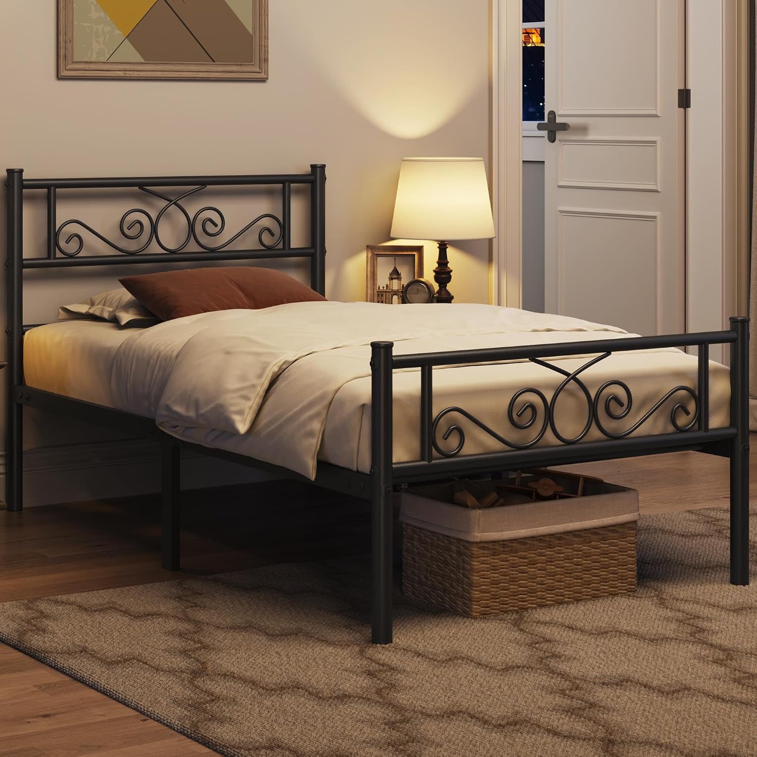 Yaheetech 2 Pcs Classic Metal Platform Bed Frame with Headboard and Footboard Flower Design Mattress Foundation Easy Set Up Structure Twin Size Black