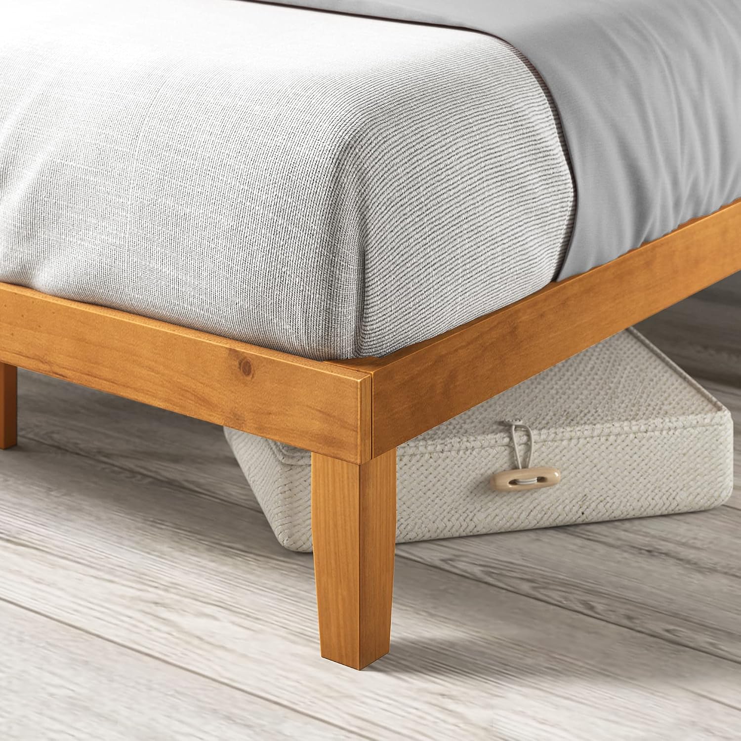 Zinus Alexia Wood Platform Bed Frame, Solid Wood Foundation, No Box Spring Needed, Wood Slat Support, Easy Assembly, Rustic Pine, King