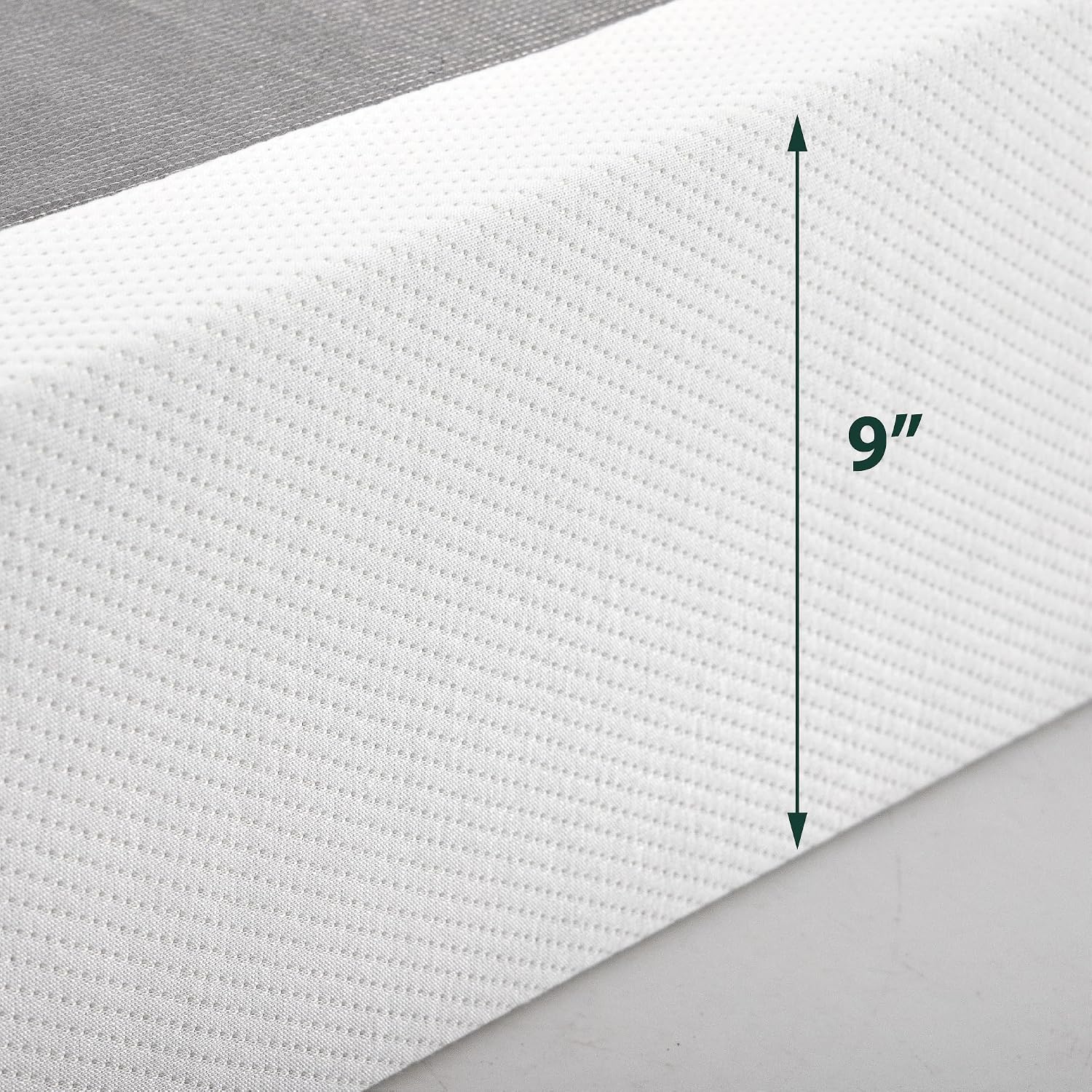 ZINUS 9 Inch Box Spring with Cover, No Assembly Mattress Foundation, Sturdy Metal Structure, Split Queen, White