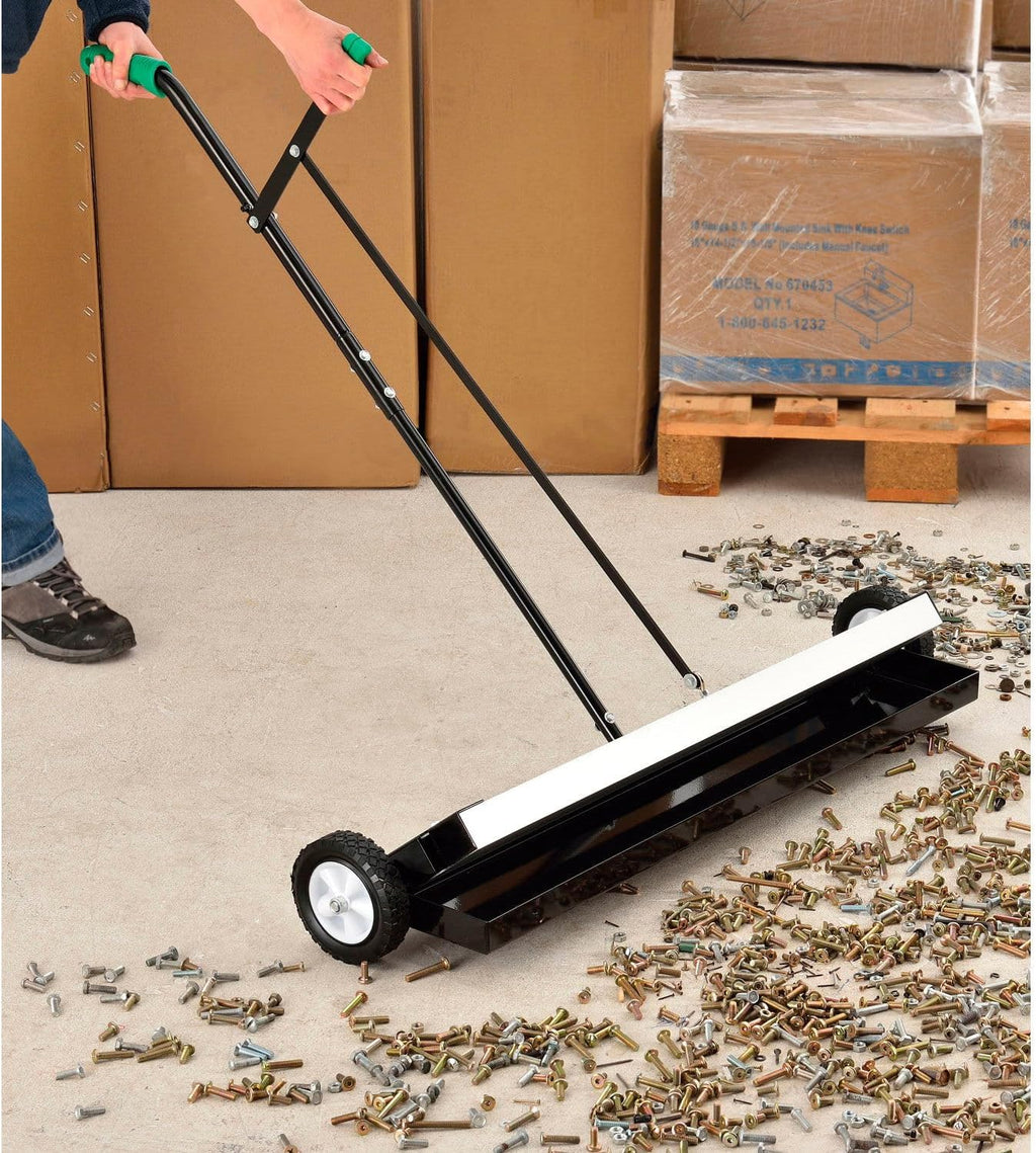 Global Industrial 36'W Heavy Duty Magnetic Sweeper With Release Lever