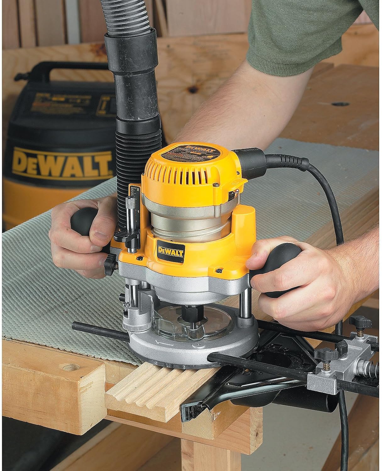 DEWALT Plunge Router Base for DW616/618 Routers (DW6182)