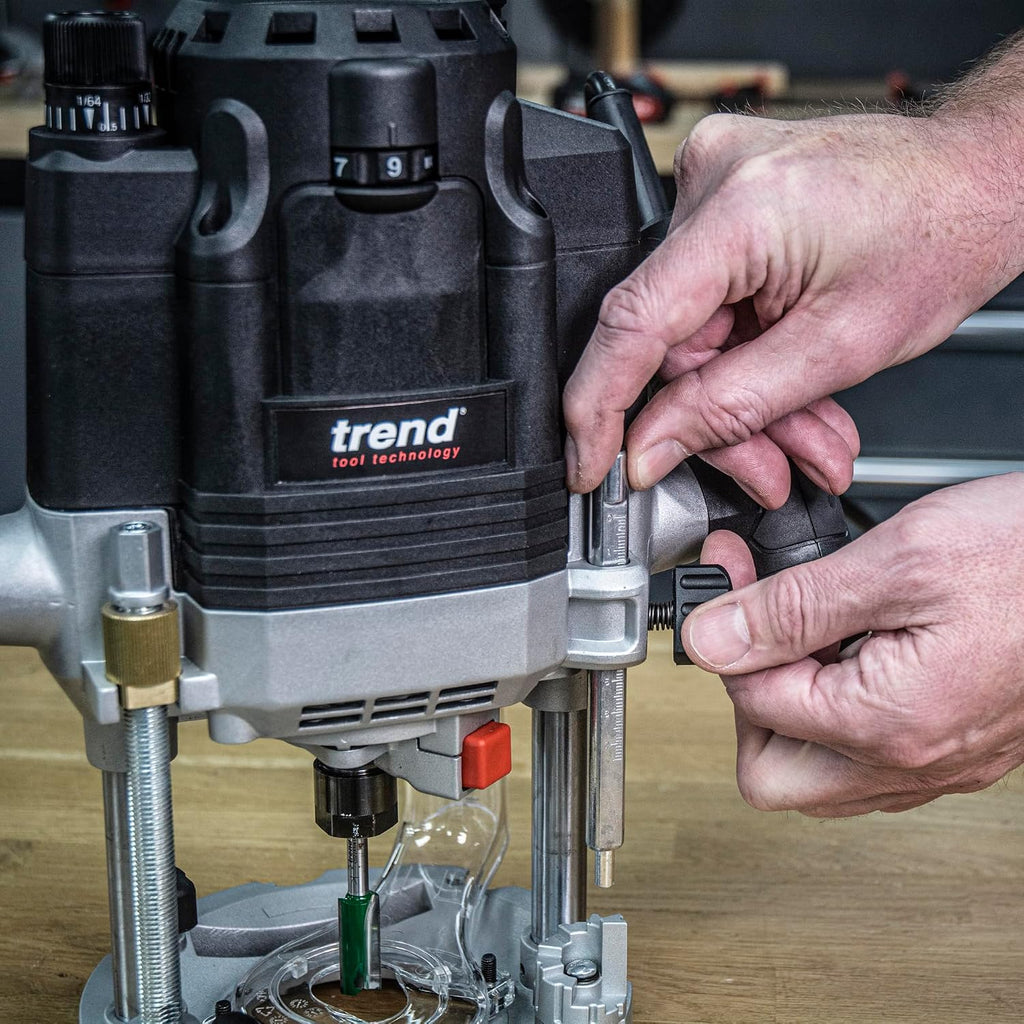 Trend T8 Dual-Mode 3-1/4 HP Plunge Router with 1/2 Inch Collet, Variable Speed, Router Table Compatible with Precision Centering System, Includes 1/2 Inch Straight Bit, U*T8EK/A