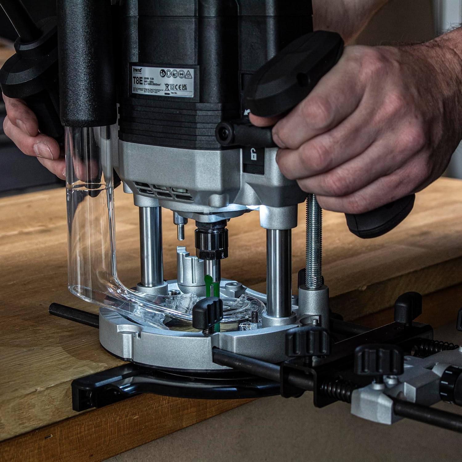 Trend T8 Dual-Mode 3-1/4 HP Plunge Router with 1/2 Inch Collet, Variable Speed, Router Table Compatible with Precision Centering System, Includes 1/2 Inch Straight Bit, U*T8EK/A