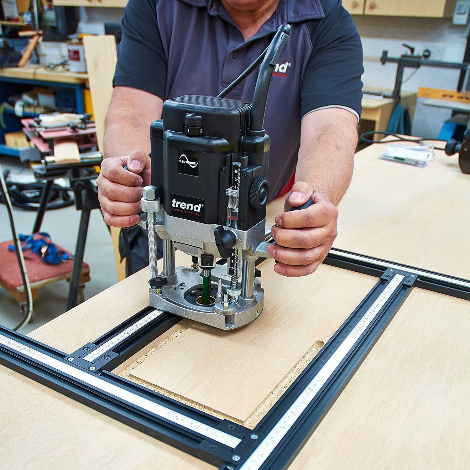 Trend Varijig Adjustable Router Template System, Precision Frame for Rectangular Recesses, Slots and Panel Work, 23.6 x 23.6 Inch Capacity, Dual Scale Guide, VARIJIG