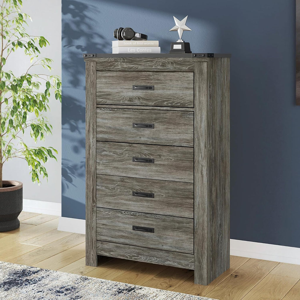 Signature Design by Ashley Frandern Vintage Casual Chest with 5 Smooth-Gliding Drawers, Matte Black Drawer Handles, Wood and Decorative Laminate, Gray, 34.25' W