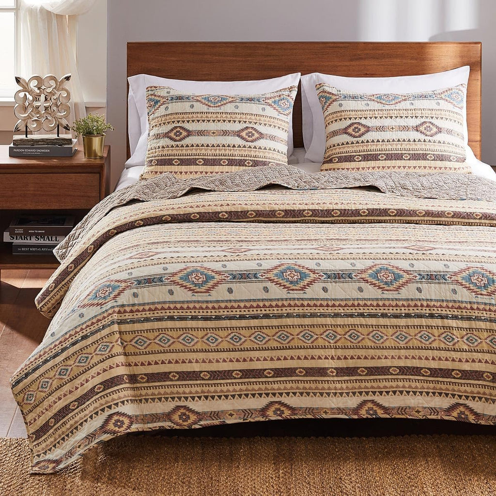 BLACK FOREST DECOR Southwest Vista Quilt Bed Set - King, Cotton, Quilt & 2 Shams, 105' W x 95' L