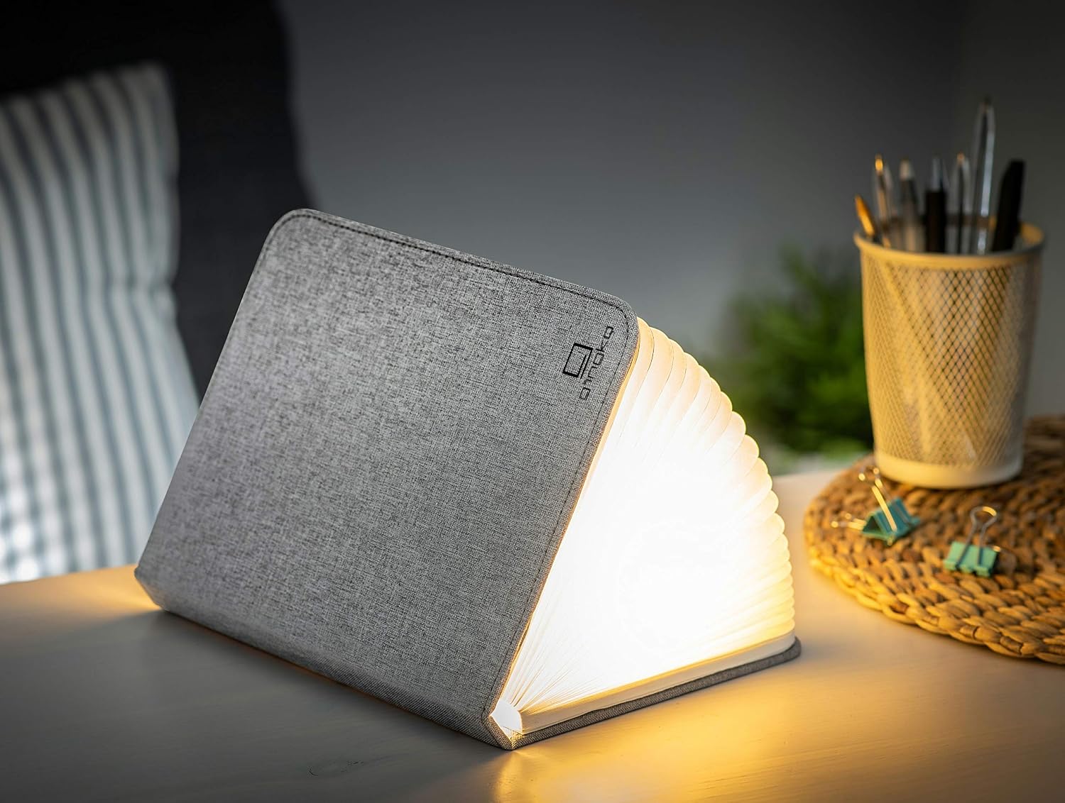 Gingko Smart Booklight- Linen Urban Grey