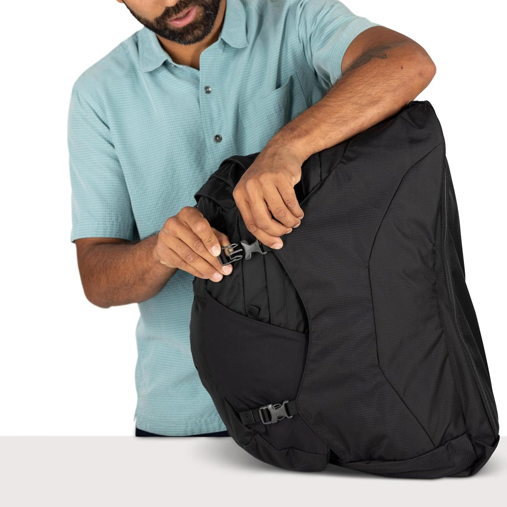 Osprey Farpoint 55L Men's Travel Backpack - Carry On Bag with Personal Item Sized Detachable Daypack, Cascade Blue/Torrent Blue
