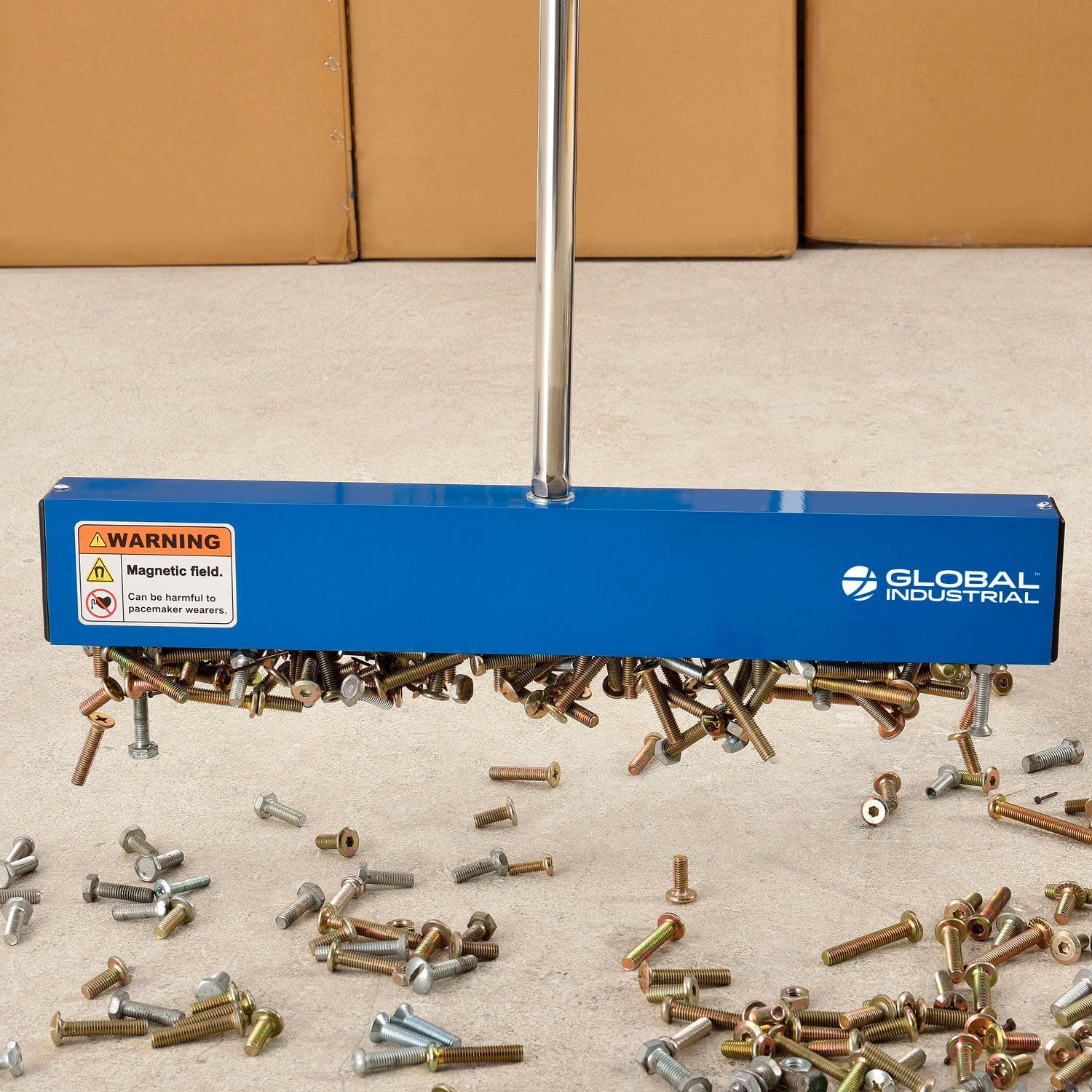 Global Industrial Magnetic Nail Sweeper With Load Release Handle, 20' Cleaning Width, 30 LBs Lifting Power, Easy-to-Use Medium-Duty Magnetic Sweeper, 36-7/8'H