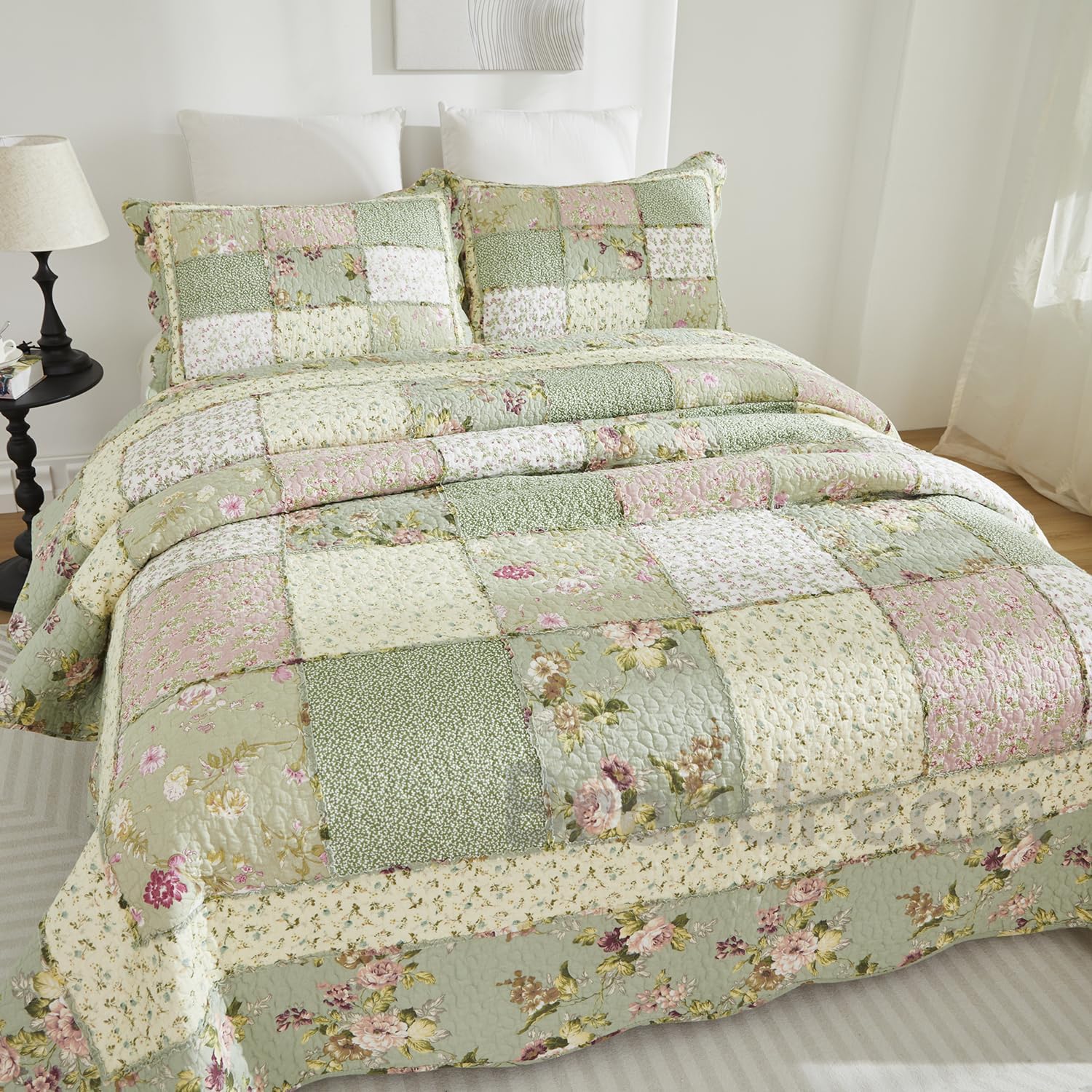 Brandream Patchwork Quilts Queen Size Cotton Green Rose Floral Quilted Comforter Set Country Rustic Coverlet Set 3-Piece