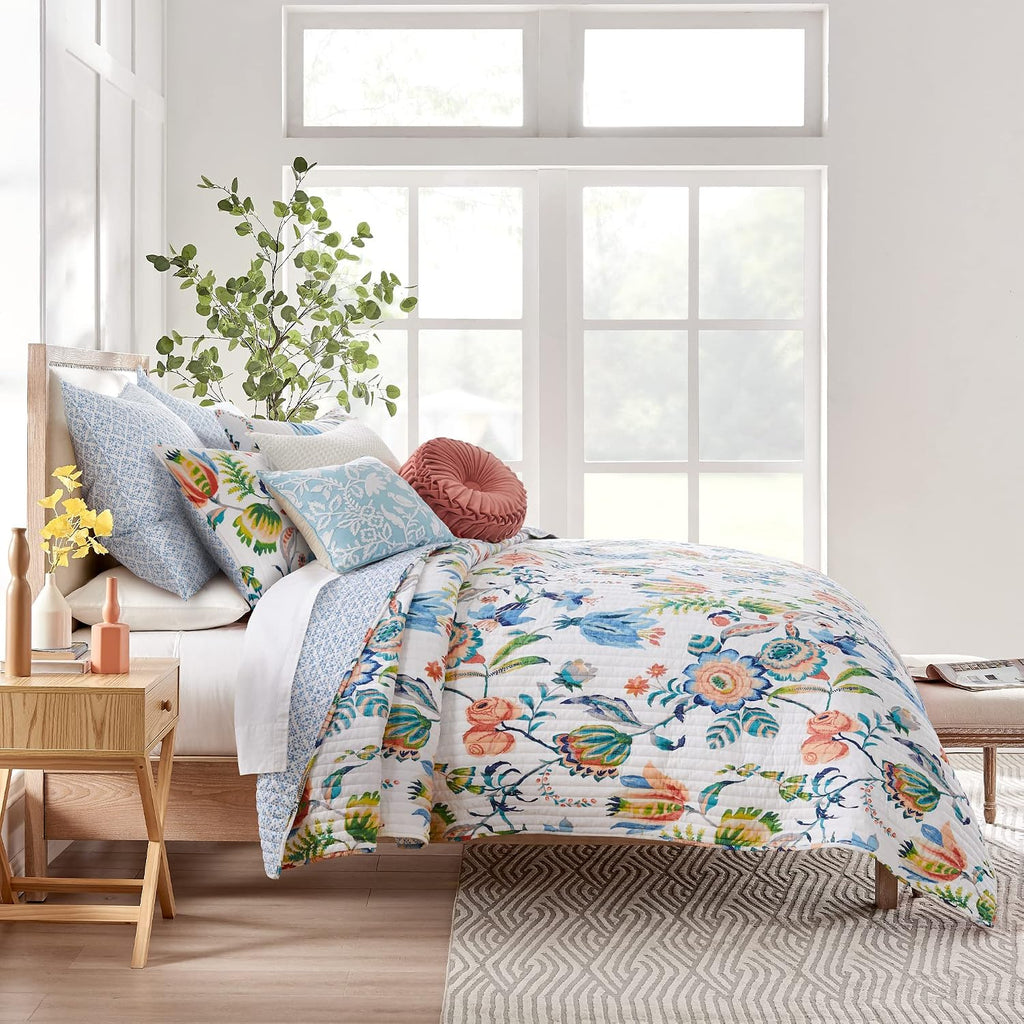 Levtex Home - Eleni Quilt Set - King Quilt and Two King Shams - Floral - Blue, Navy, Coral, Green, White - Quilt (106x92in.) and Shams (20x36in.) - Reversible - Cotton