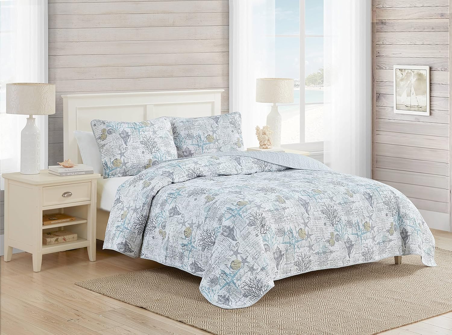Tommy Bahama - King Quilt Set, Soft & Reversible Woven Bedding with Matching Pillowcases, Medium Weight for Year Round Comfort, 3 Piece Bed Set (Beach Bliss Grey)