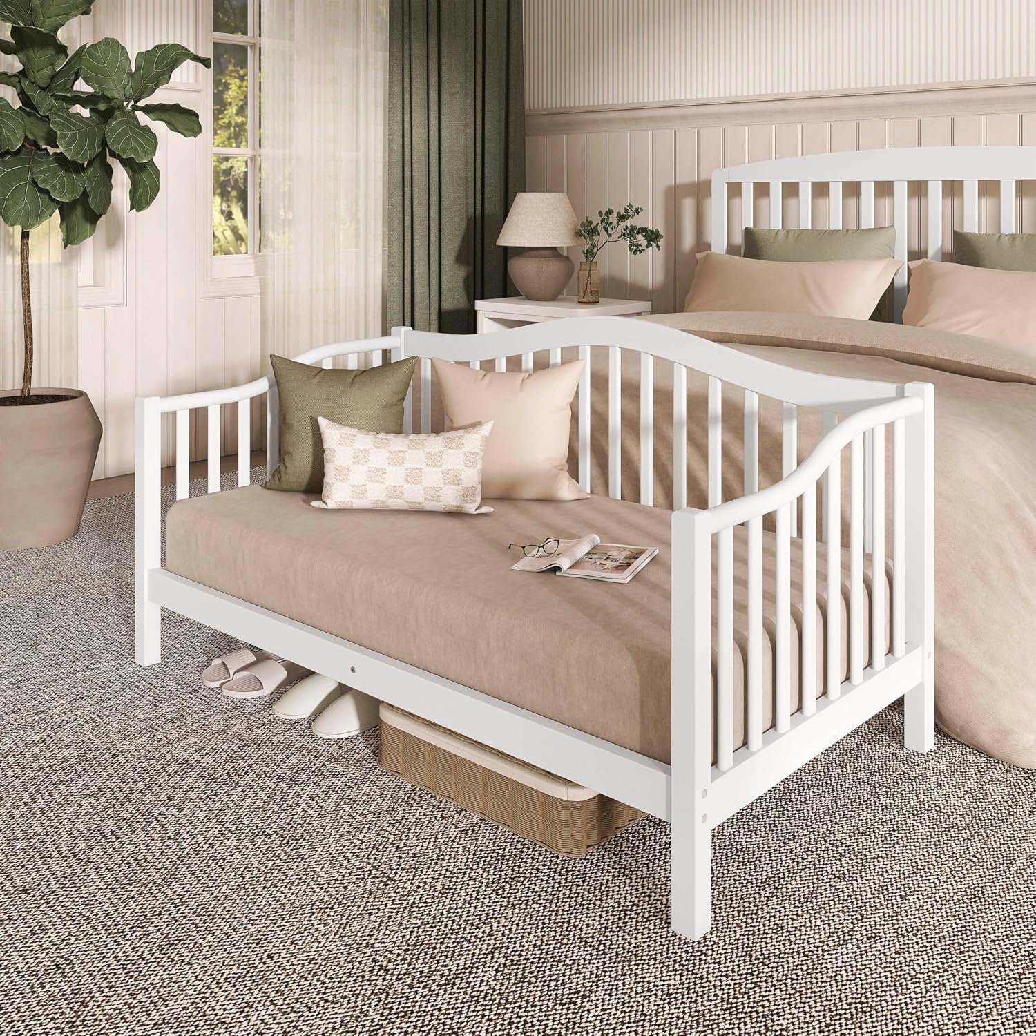 Dream On Me Austin Toddler Day Bed with Rails in White, Low to Floor Toddler Day Bed, Greenguard Gold & Baby Safety Alliance Certified, Non-Toxic Finishes, Side Safety Guard Rail
