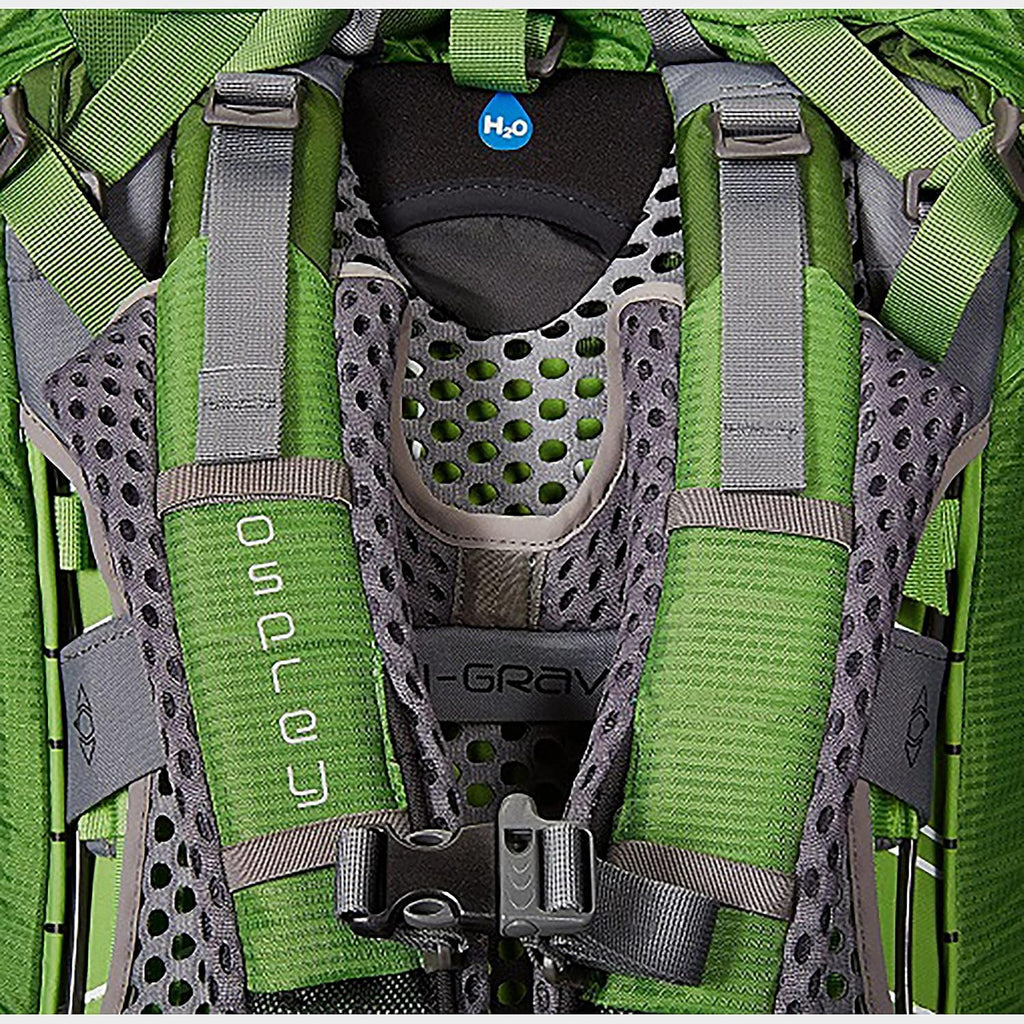 Osprey Atmos AG 65L Men's Backpacking Backpack, Mythical Green, S/M