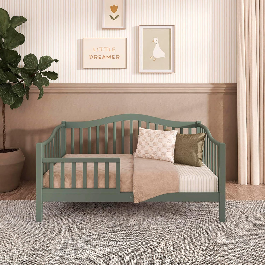 Dream On Me Austin Toddler Day Bed with Rails in Meadow Green, Low to Floor Toddler Day Bed, Greenguard Gold & Baby Safety Alliance Certified, Non-Toxic Finishes, Side Safety Guard Rail