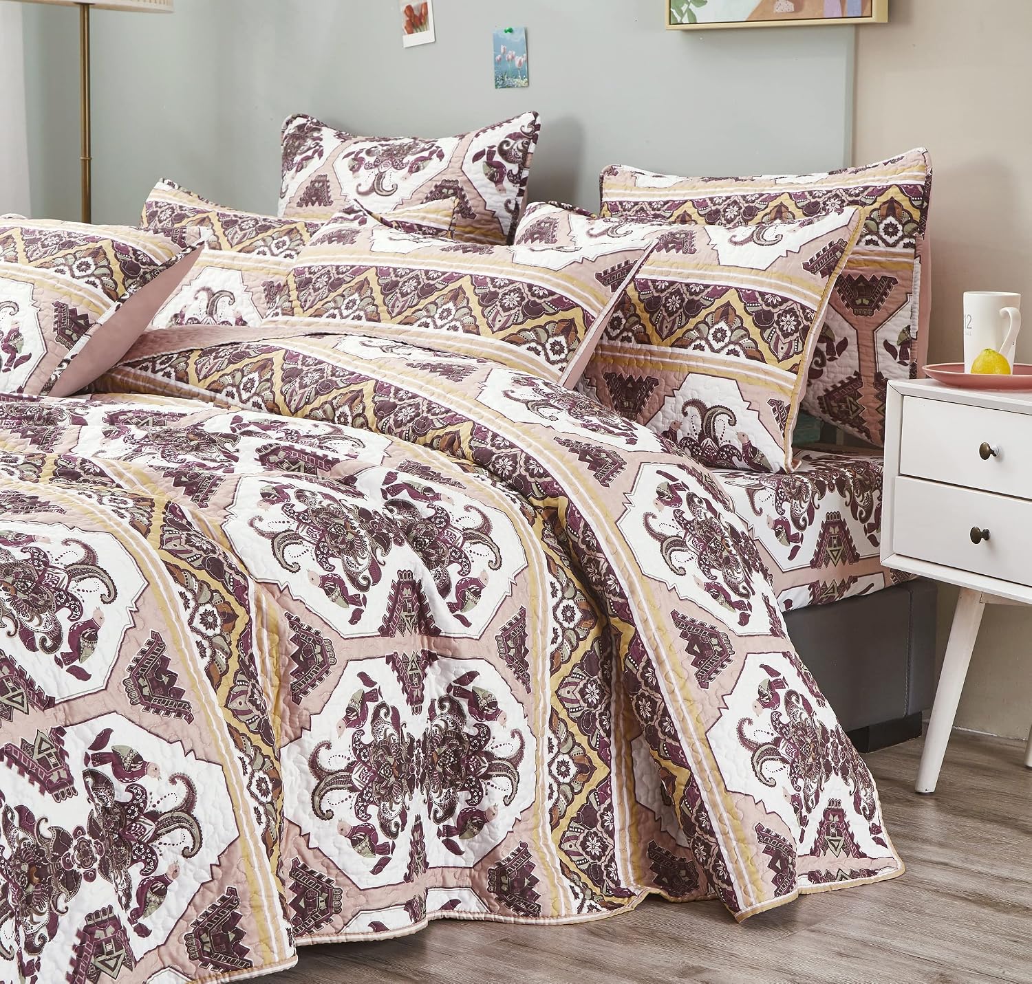 DaDa Bedding Collection Bed in a Bag Set - 11 Pieces - Farmhouse Elegant Paisley Burgundy Maroon Kilim : Bedroom Set with Fitted Sheet, Throw Pillows, and Valances - King