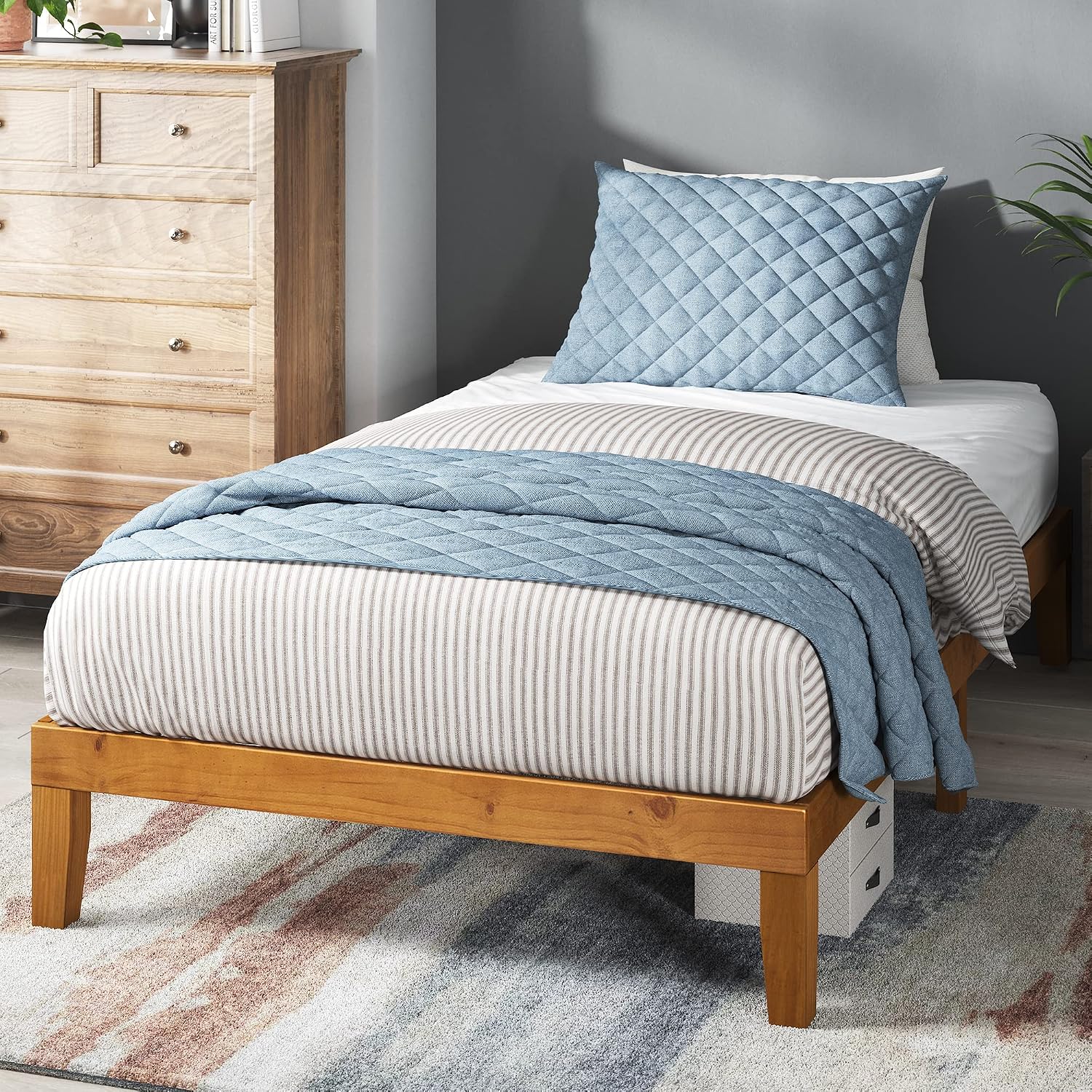Zinus Alexia Wood Platform Bed Frame, Solid Wood Foundation, No Box Spring Needed, Wood Slat Support, Easy Assembly, Rustic Pine, Twin