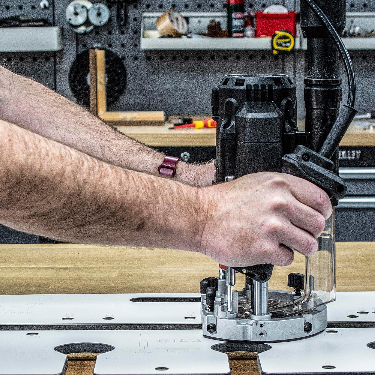 Trend T8 Dual-Mode 3-1/4 HP Plunge Router with 1/2 Inch Collet, Variable Speed, Router Table Compatible with Precision Centering System, Includes 1/2 Inch Straight Bit, U*T8EK/A