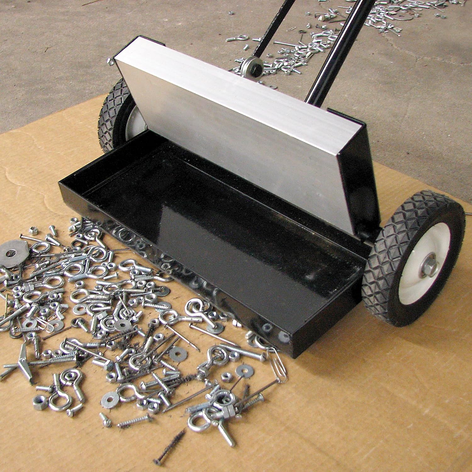 Master Magnetics Magnetic Floor Sweeper with Release - Heavy Duty Push-Type, 14' Sweeping Width, 1 Each, MFSM14RX
