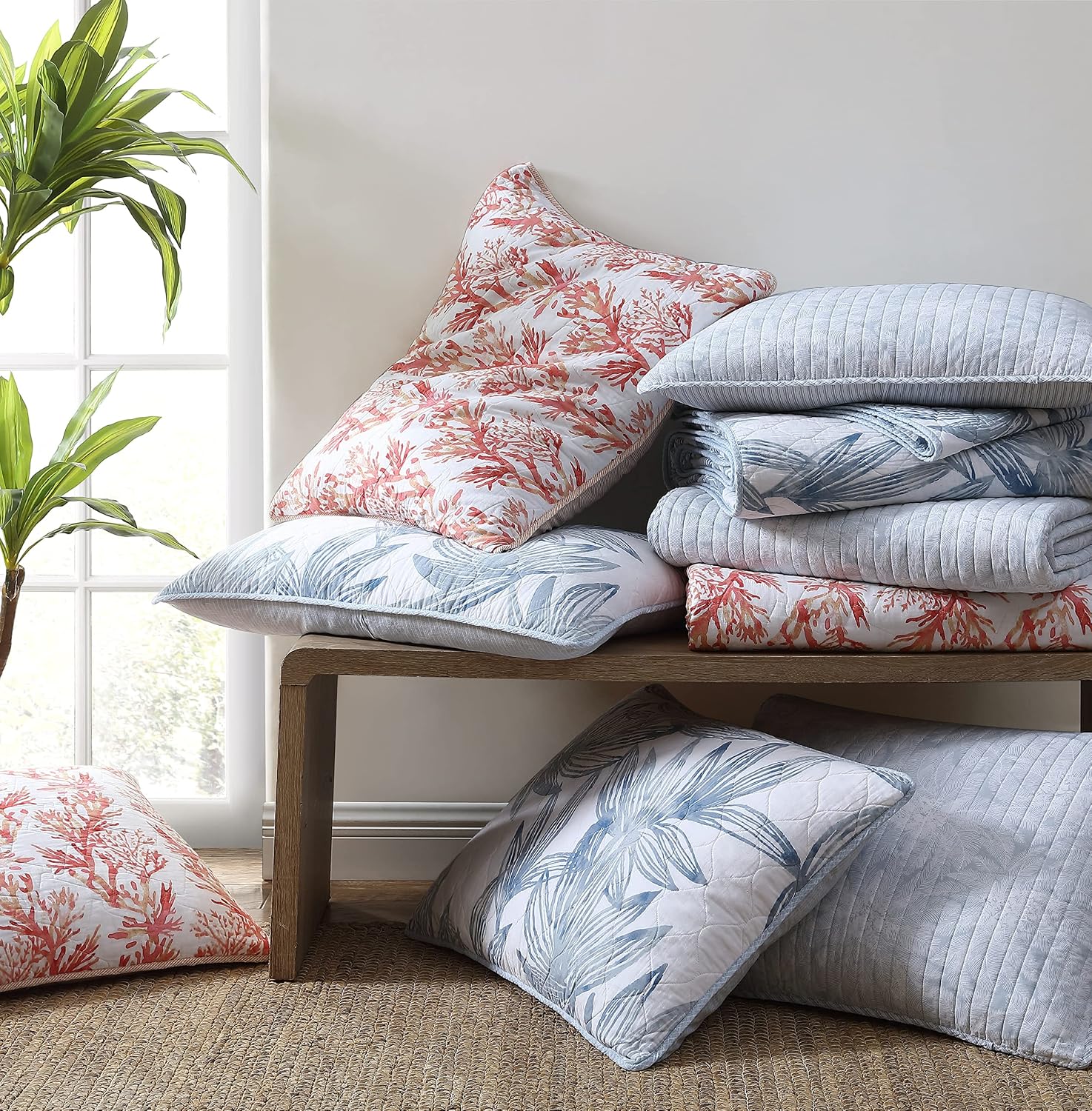 Tommy Bahama - King Quilt Set, Soft & Reversible Woven Bedding with Matching Pillowcases, Medium Weight for Year Round Comfort, 3 Piece Bed Set (Beach Bliss Grey)